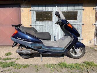 Dily Honda Pantheon 2t. - 2