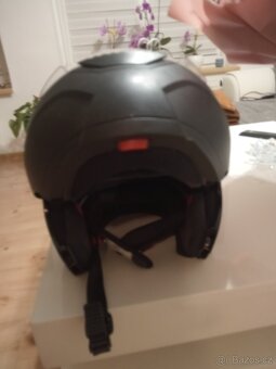 Přílba vyklápěcí - 2