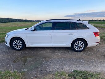 Škoda Superb 2,0 TDI 110 kw Ambition Combi - 2