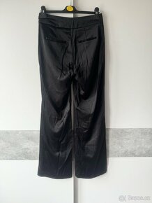Černé elegantní kalhoty H&M - 2