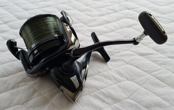 3 x navijáky SHIMANO Aero Technium MGS 12000 XTB a náhradní - 2