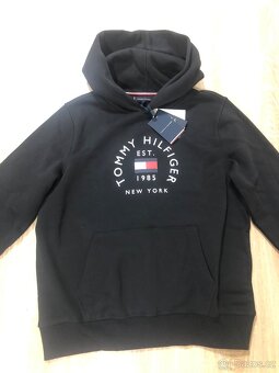 Tommy Hilfiger - 2