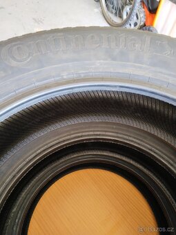Letní pneu Continental EcoContact 215/60/R18 - téměř nové - 2