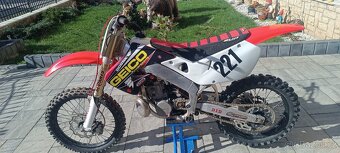 Honda 250 Cr - 2