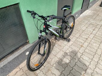 Prodám dámské kolo CTM Suzzy1.0-matt Black/green 18" - 2