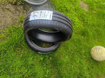 Pneu 165/45/15 - 2