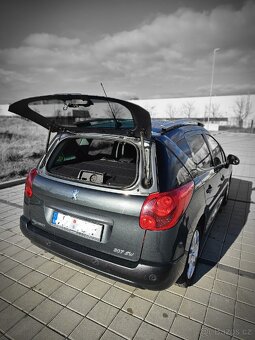 Peugeot 207sw 1.6Hdi 82kW 2010 - 2
