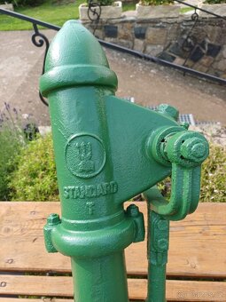 Stara litinova pumpa - 2