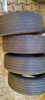 Prodám čtyři letní pneumatiky 225/60 R17 V Continental - 2
