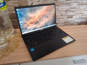Asus VivoBook X515EA - i5 11. generace, 8GB RAM, 512GB SSD - 2