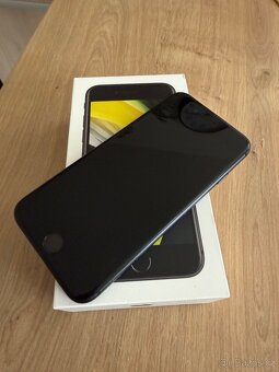 iPhone SE (2020) 64GB Black - 2