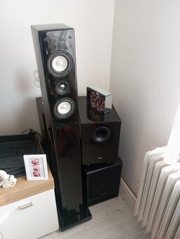 Dvě repro LG a centr lg - 2
