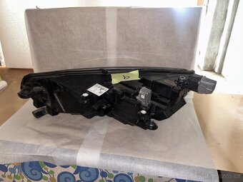LED světlomet Škoda Octavia IV pravý – 5E4941016B - 2
