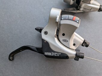řazení a brzdové páky Shimano Deore XT - 2