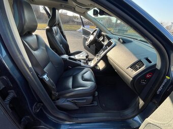Volvo XC60, d5, awd, manuál, servisováno - 2