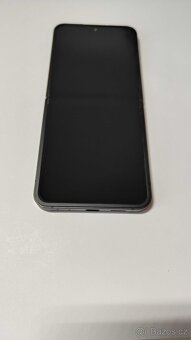 Samsung Galaxy Z Flip6 (F741B) 12GB/256GB, Crafted Black - 2