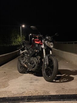 Yamaha mt 125 2015 - 2