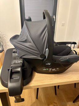 Britax Römer Baby Safe Core + Isofix - 2