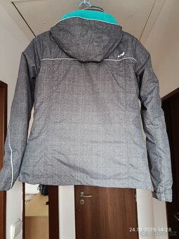 zimni bunda zn. Wedze. úplně nová, nenošená.XS-S - 2