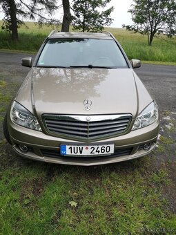 MERCEDES BENZ C 180 COMBI BENZÍN AUTOMAT NÍZKÉ KM - 2