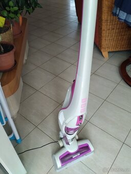 Tyčový vysavač - 2