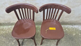 Starší židle Ton  (č.72 a č32) - 2