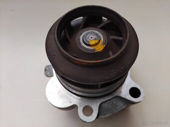 Vodní čerpadlo ŠKODA - 2