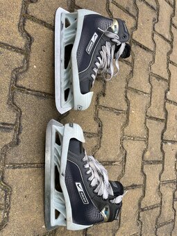 Brankářské brusle Bauer - 2