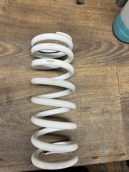 Ktm exc zadní pružina - 2