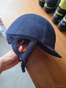 Dětská jezdecká helma - 2
