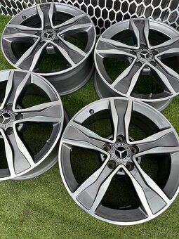 Mercedes C-Class W205 - ORIGINÁLNÍ SADA DISKŮ - 2