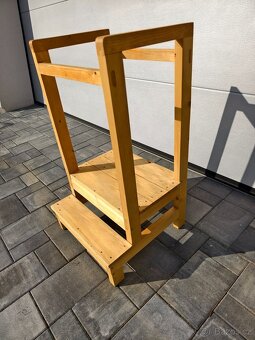 Dětská učící věž - masiv - TOP stav - 2