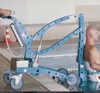 Bazénový zvedák - 2