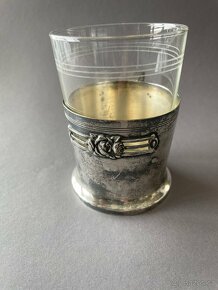 Sklenice z jenského sklad na čaj s kovovým nosičem - 2