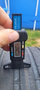 Letní pneu 255/45/18 DOT4920 - 2