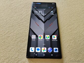ZTE Nubia Redmagic 9 Pro. 12gb+12gb//256gb. Čierna metalíza. - 2