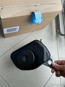 nádobka na servo olej BMW dynamic drive 32416776240 - 2