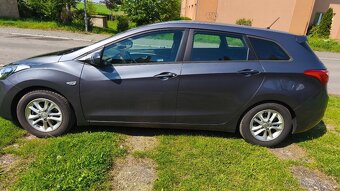 Hyundai i30 benzín 1,6 GDI D-CVVT 99 kW (135 koní) - 2