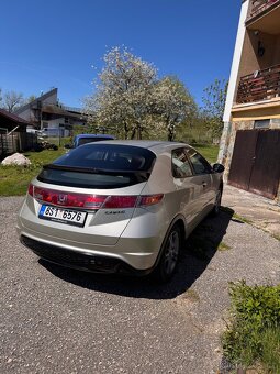 Honda civic 8g 1.4 i-dsi - 2