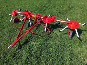 Prodám 4 rotorový obraceč POTTINGER ZK 411 - 2
