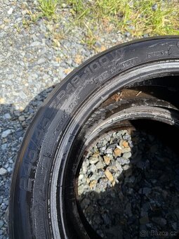 Pneu 245/45r18 - 2