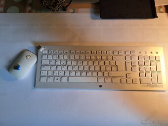 HP klávesnice a myš bezdrátové - 2