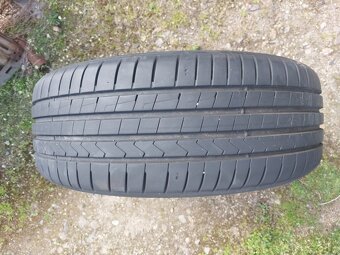 (č.31) Originální 17" Alu kola Ford s letními pneu - 2