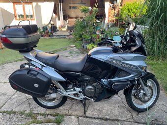 Honda Varadero XL1000 - 2