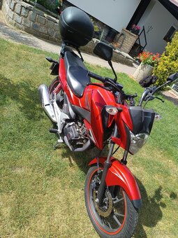 Honda GLR125 - 2
