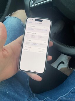 iPhone 15 - 2