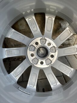 Letní sada Škoda Kamiq 5x100 R17 - 2