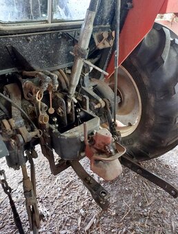 Automatický závěs Zetor - 2