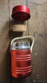 Retro hliníková termoska červená - 2