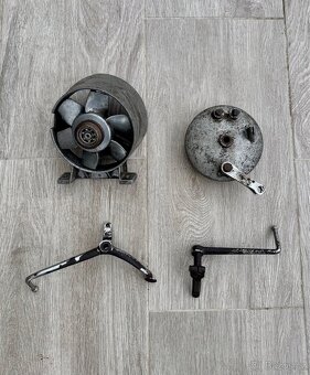 ČZ 175 skútr prase rikša - díly - 2